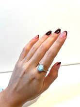 Cargar imagen en el visor de la galería, Anillo Larimar