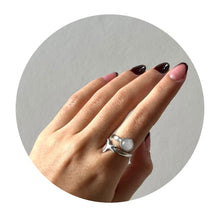 Cargar imagen en el visor de la galería, Anillo de Cuarzo rosa