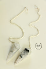 Cargar imagen en el visor de la galería, PENDULO DE PIEDRA LUNA