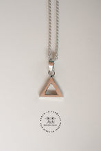 Cargar imagen en el visor de la galería, DELTA