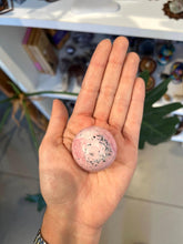 Cargar imagen en el visor de la galería, ESFERA DE RODOCROSITA

