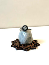 Cargar imagen en el visor de la galería, Anillo Moonstone
