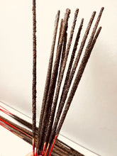 Cargar imagen en el visor de la galería, Copal Negro
